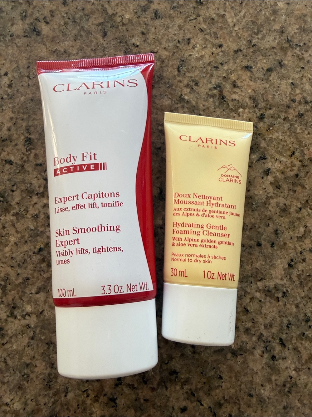 Clarins Body Fit & Hydrating Gentle Foaming Cleanser (White, Red & Cream)